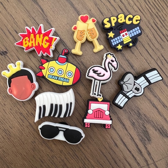 Croc Shoe Charms Lot of 35 Different Styles Boys & Girls All New - Picture 4 of 5